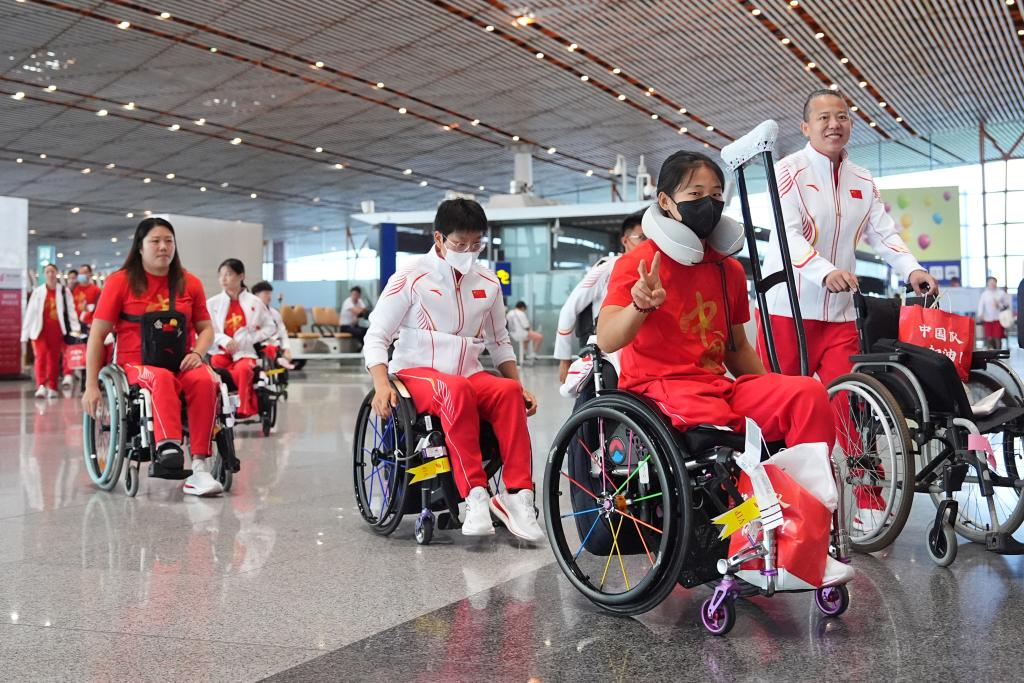 China's Paralympic delegation departs for Paris